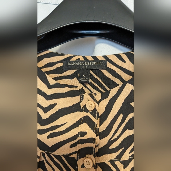 Banana Republic Zebra Dress - Size 0 - Picture 3 of 8